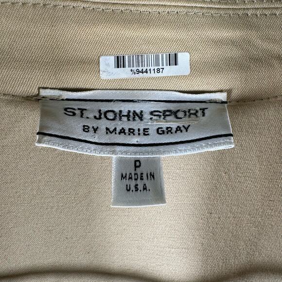 ST JOHN SPORT Marie Gray Tan Short 3-Button Blazer w/Crochet Trim Size P 2 - Picture 4 of 9